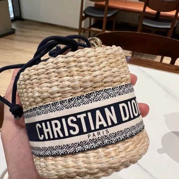 Dior Beige and Navy Woven Bucket Bag - Picture 5 of 14